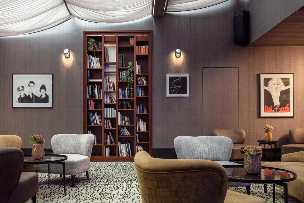 Kings Court Hotell 5*